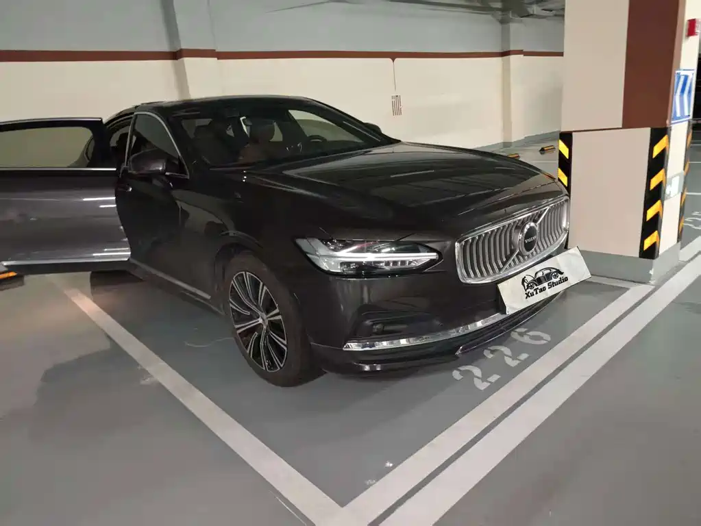 Volvo S90 — фото 7