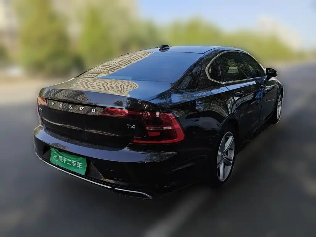 Volvo S90 — фото 6