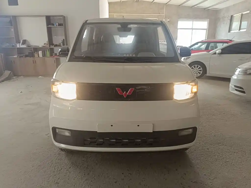 Wuling MINIEV — фото 3