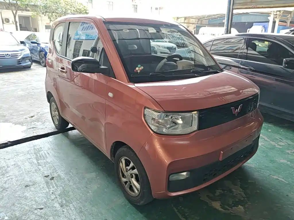 Wuling MINIEV — фото 4