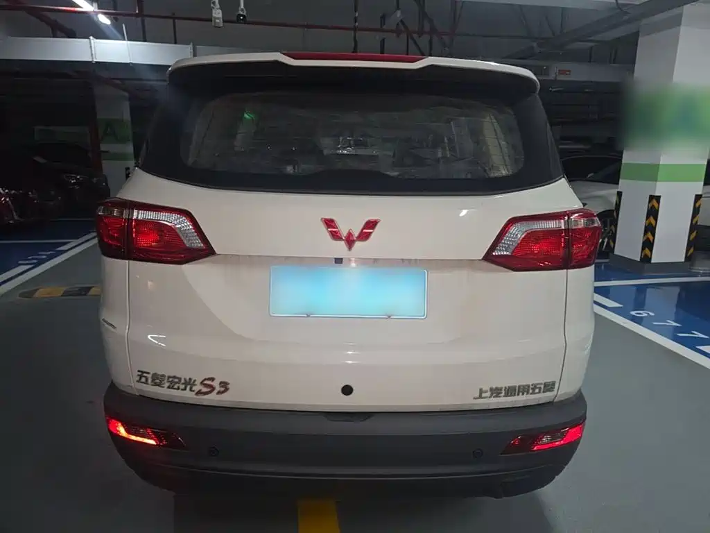 Wuling Hongguang S3 — фото 6