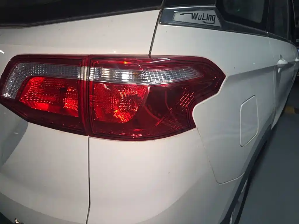 Wuling Hongguang S3 — фото 8
