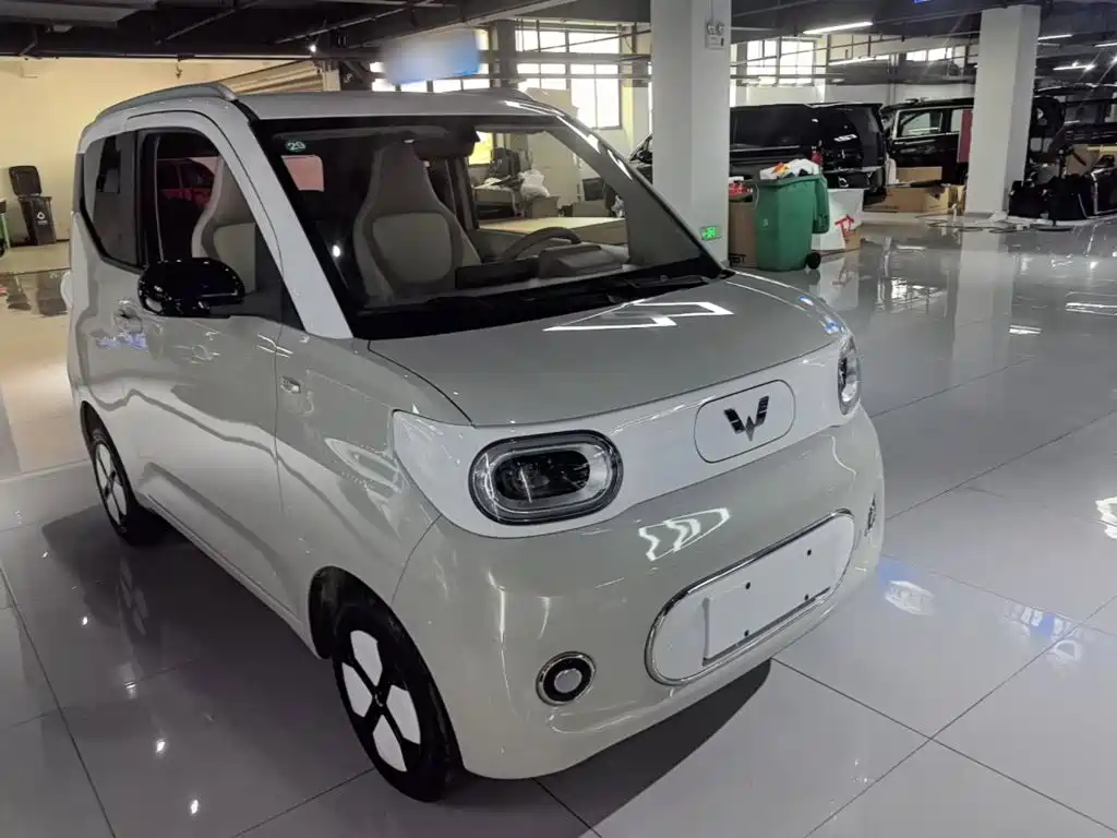Wuling MINIEV — фото 4