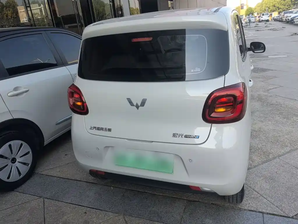 Wuling MINIEV — фото 6
