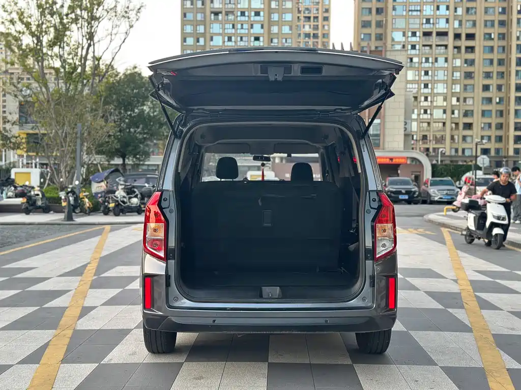 Wuling Zhengcheng — фото 11
