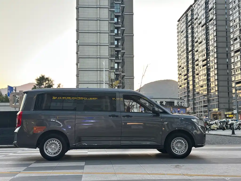 Wuling Zhengcheng — фото 16