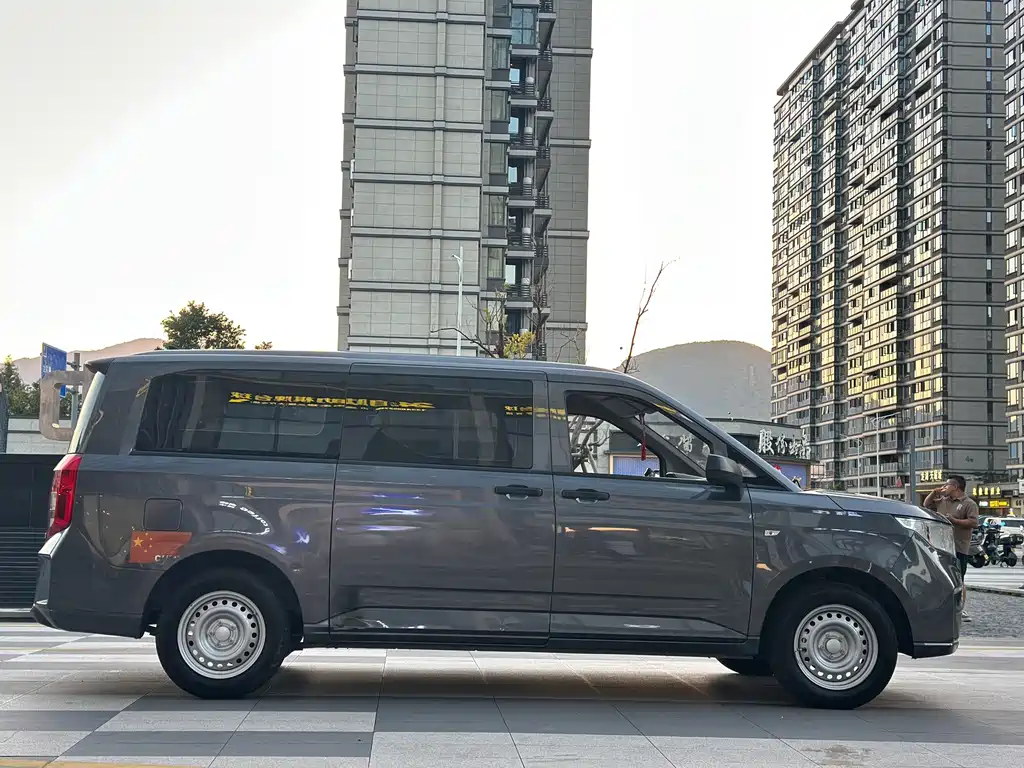 Wuling Zhengcheng — фото 17