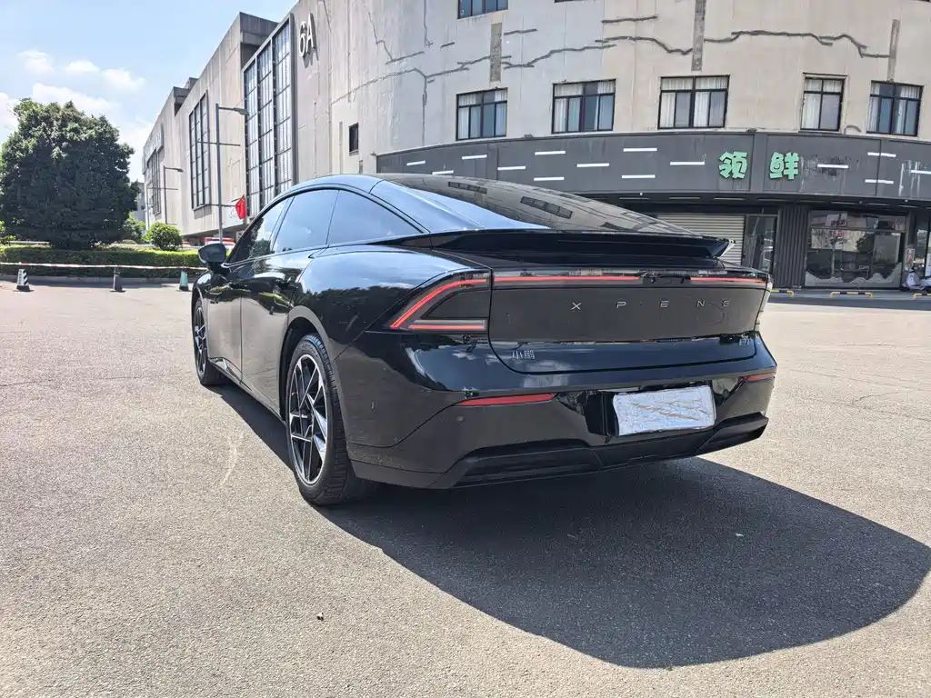 XPeng P7+ — фото 11