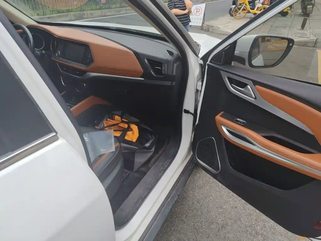 Zotye Zotye T300 — фото 18