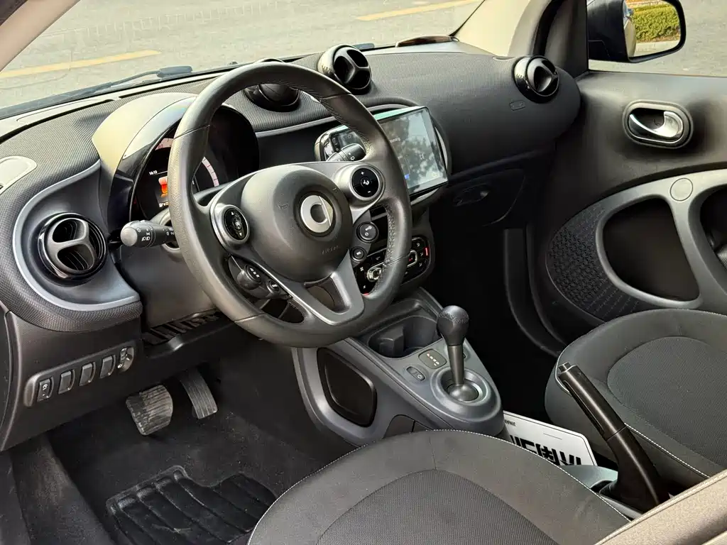 smart Smart Fortwo — фото 6