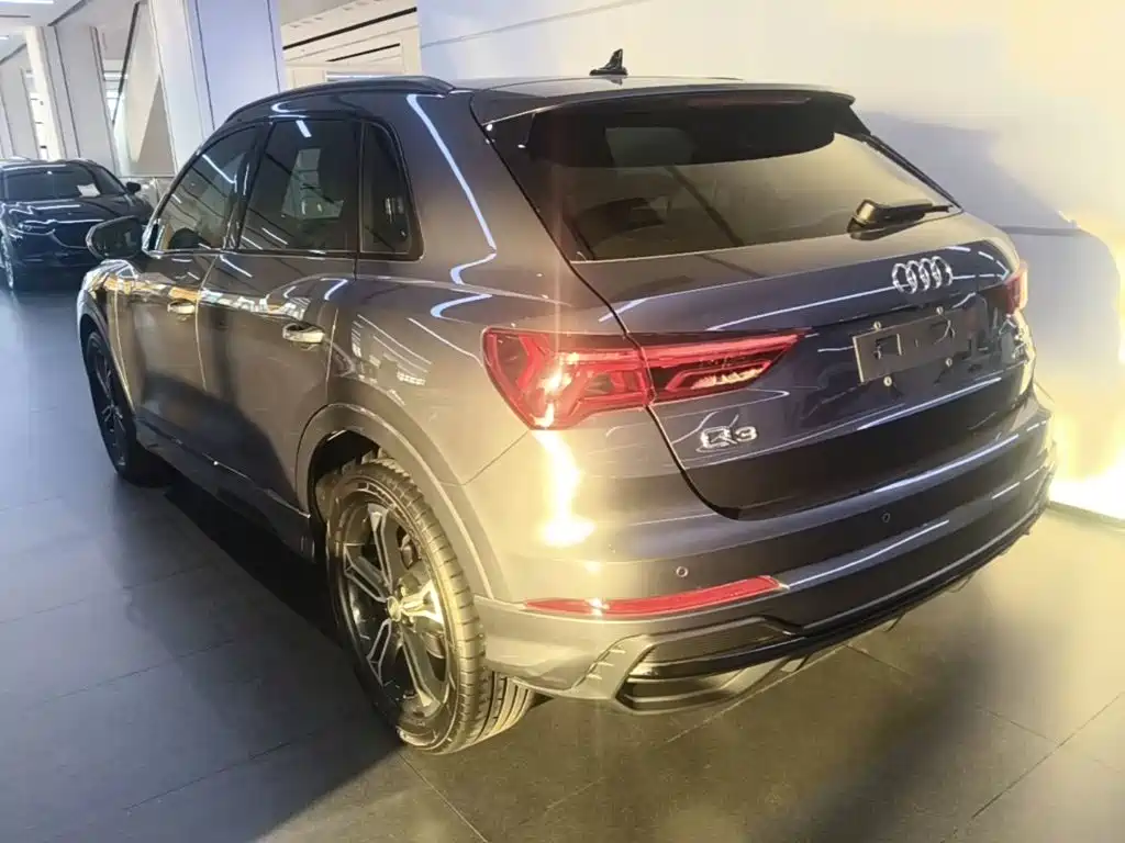 Audi Q3 — фото 5
