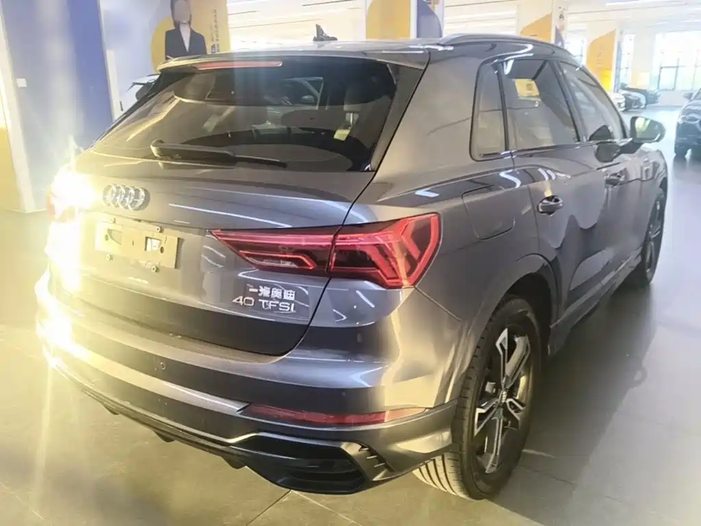 Audi Q3 — фото 7
