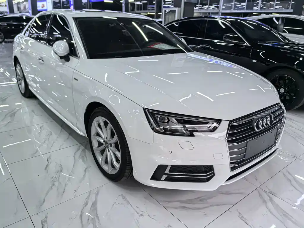 Audi A4L — фото 3