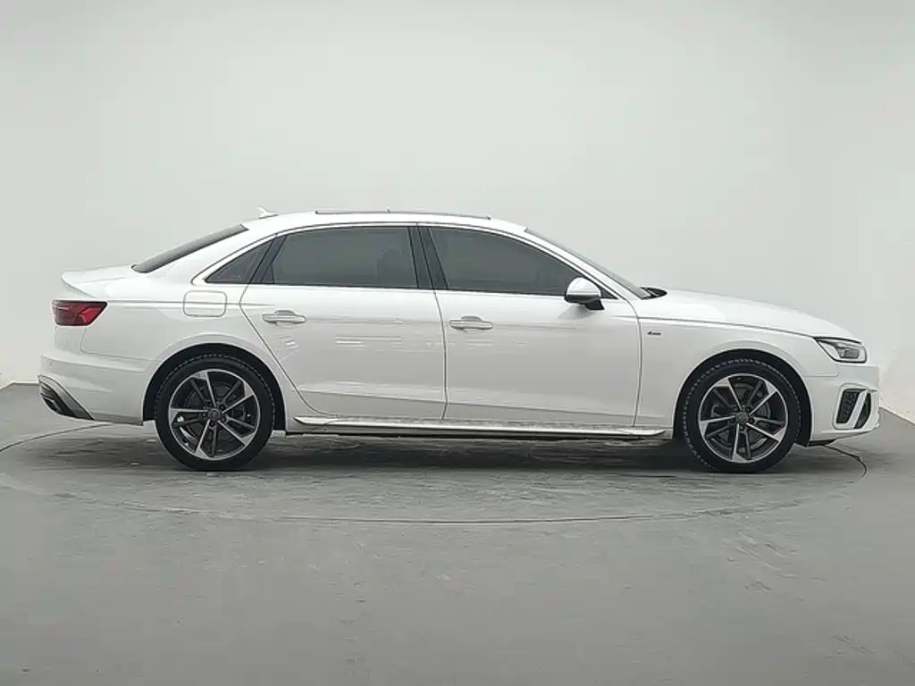Audi A4L — фото 3