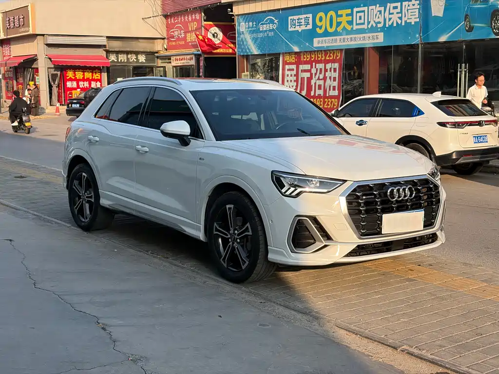 Audi Q3 — фото 3