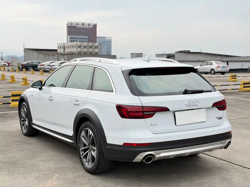 Audi A4 (Import) — фото 6
