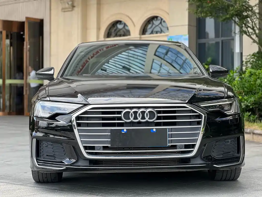 Audi A6L — фото 2