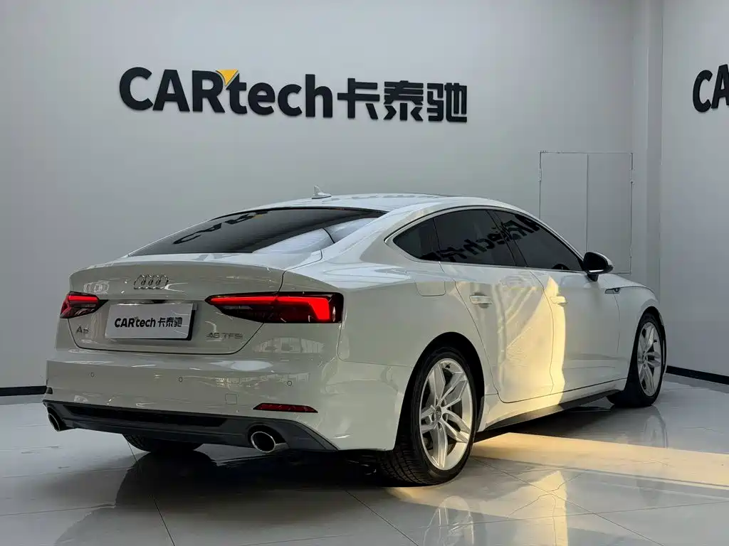Audi A5 (Import) — фото 7
