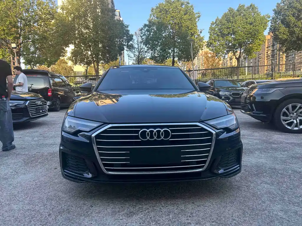 Audi A6L — фото 2