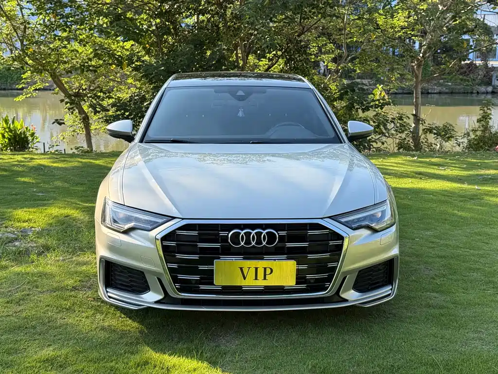 Audi A6L — фото 2