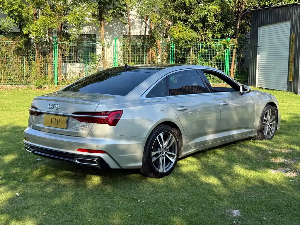 Audi A6L — фото 4