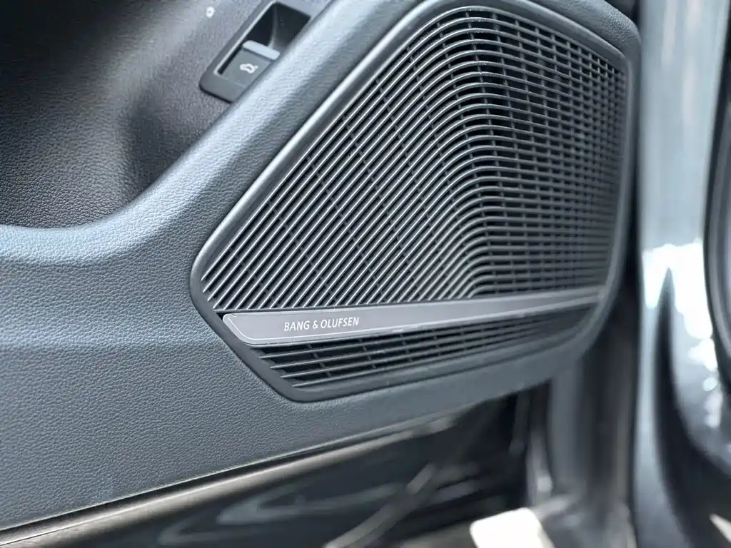 Audi A4L — фото 8