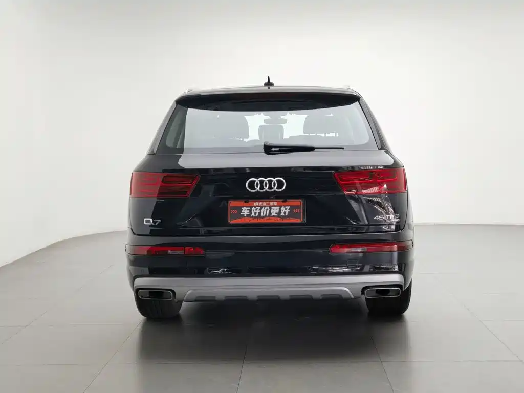 Audi Q7 — фото 4