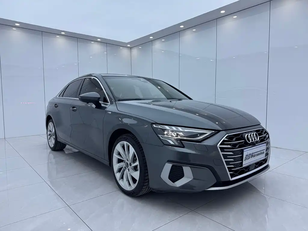 Audi A3 — фото 3