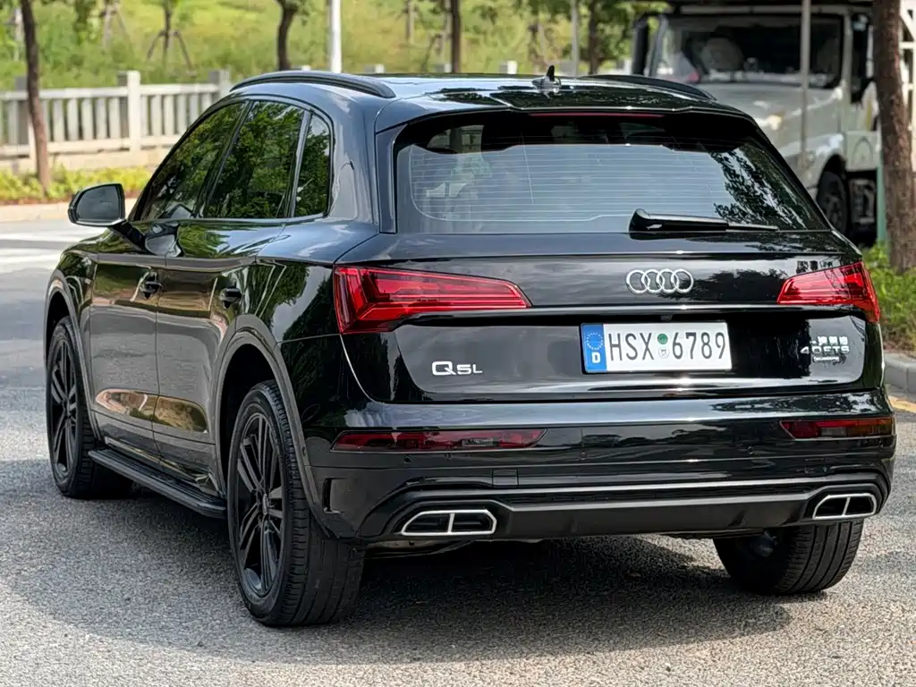 Audi Q5L — фото 4