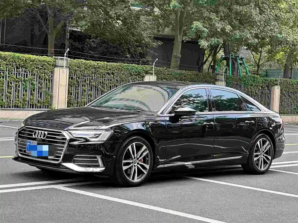 Audi A6L — фото 2