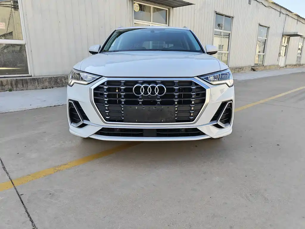 Audi Q3 — фото 2