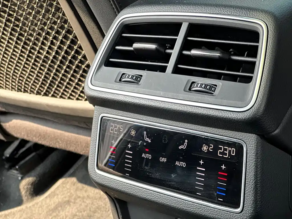 Audi A6 (Import) — фото 9