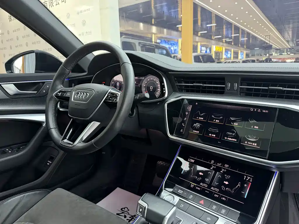 Audi A6L — фото 23