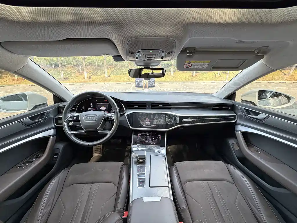 Audi A7L — фото 3