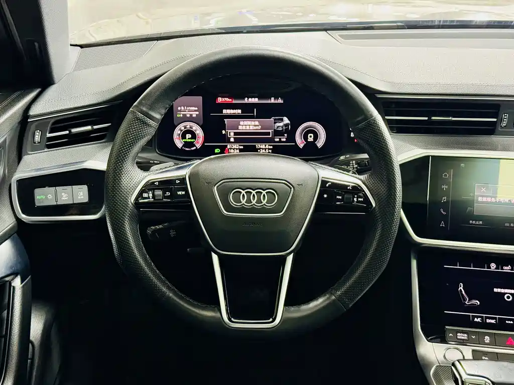 Audi A6L — фото 8