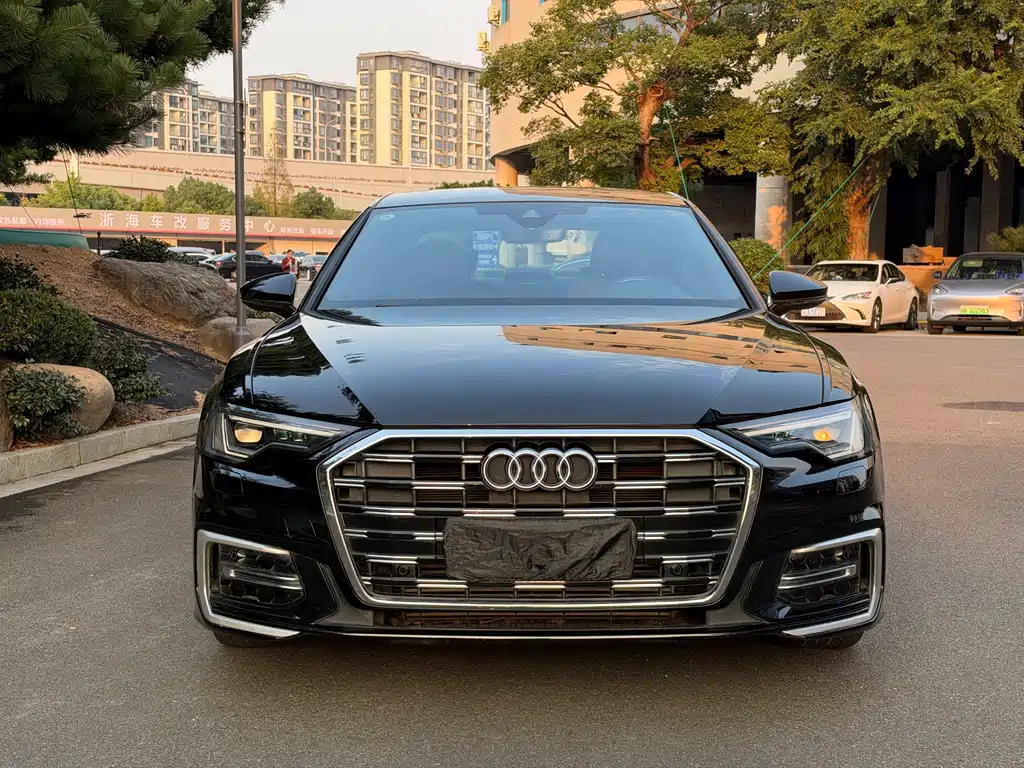 Audi A6L — фото 2
