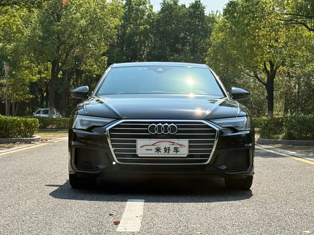 Audi A6L — фото 2