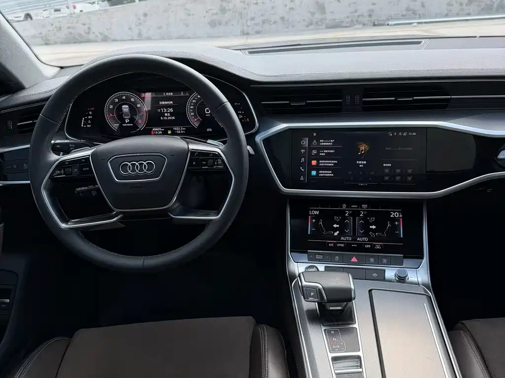 Audi A7L — фото 6
