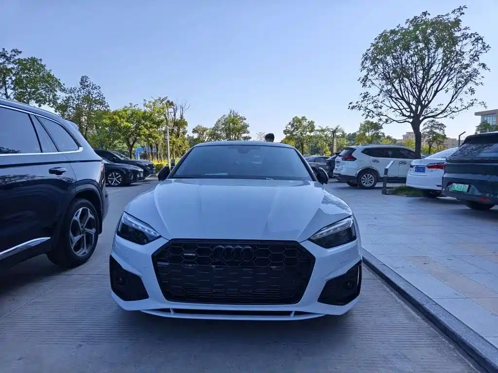 Audi A5 (Import) — фото 2
