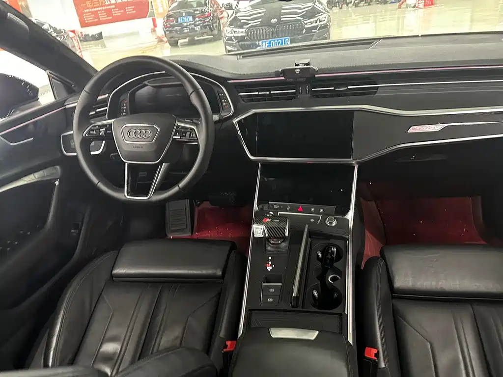 Audi A7 — фото 7