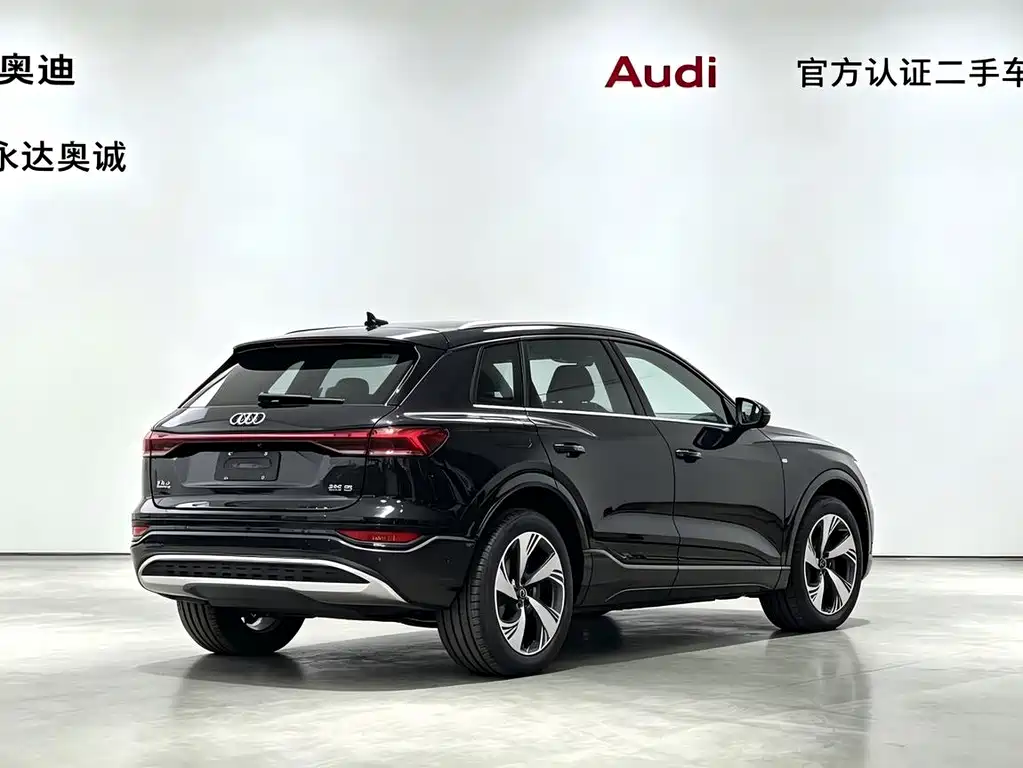Audi Q6L e-tron — фото 3