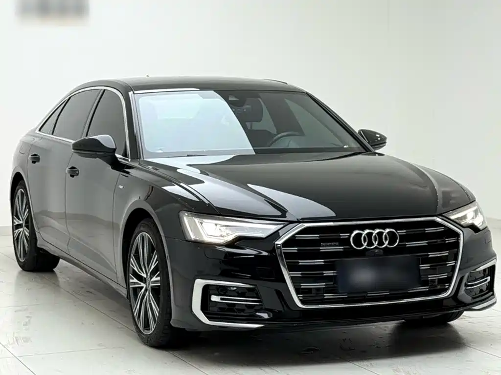 Audi A6L — фото 14