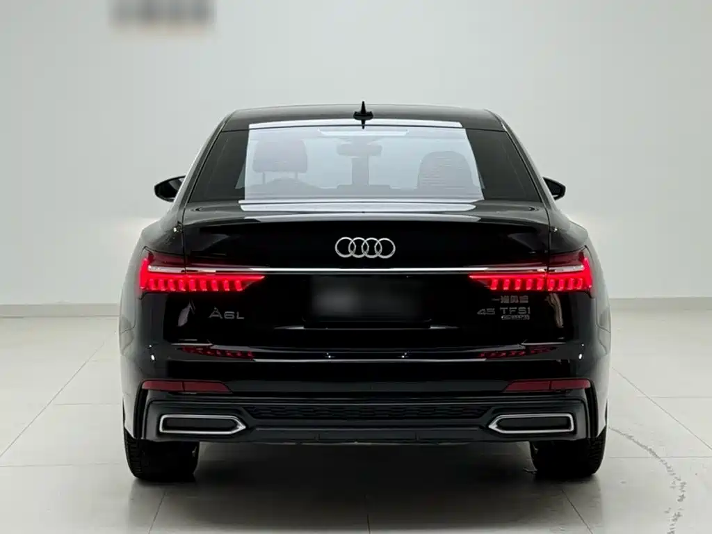 Audi A6L — фото 18