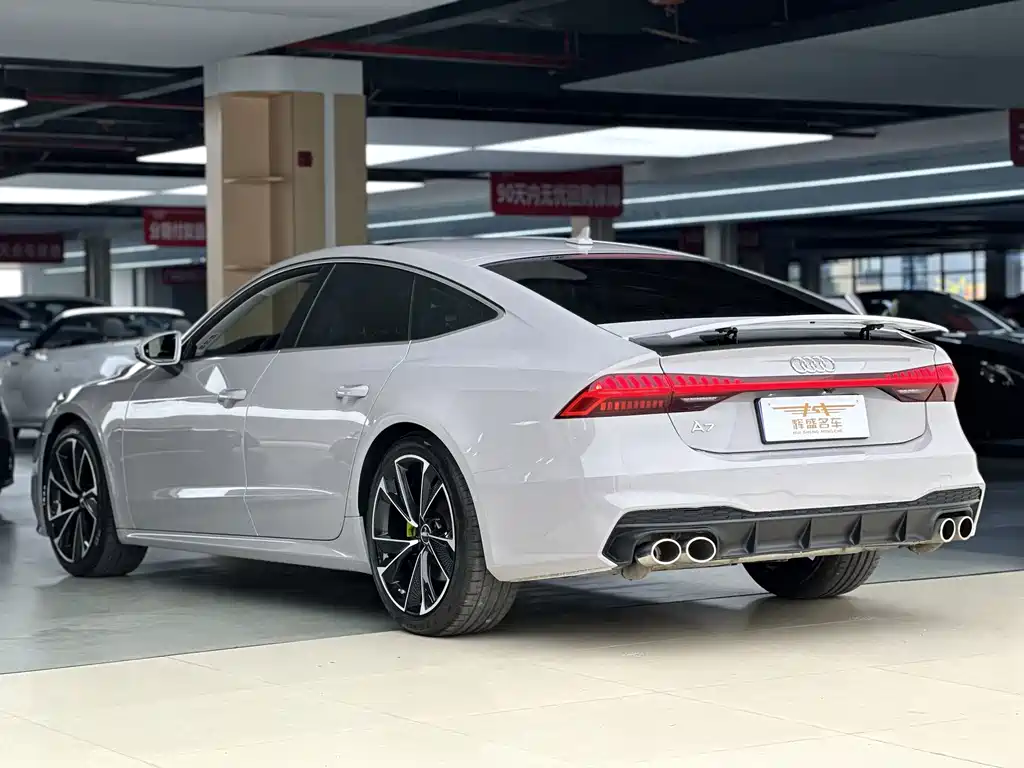 Audi A7 — фото 3