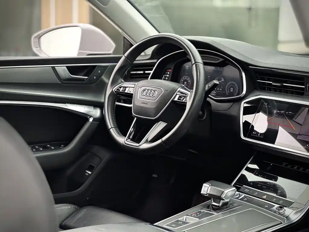 Audi A7 — фото 7