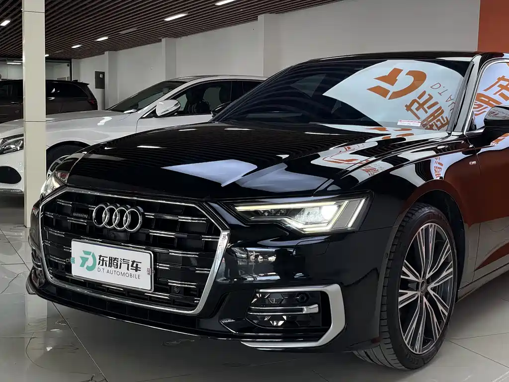 Audi A6L — фото 5