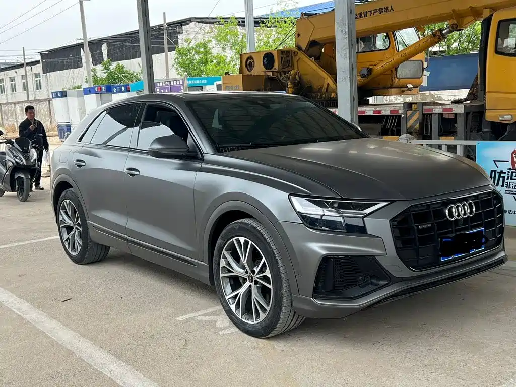 Audi Q8 — фото 2