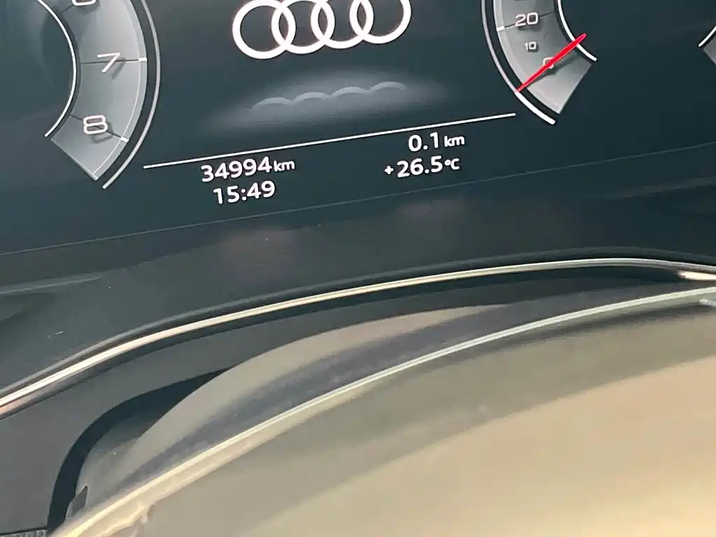 Audi A6L — фото 10