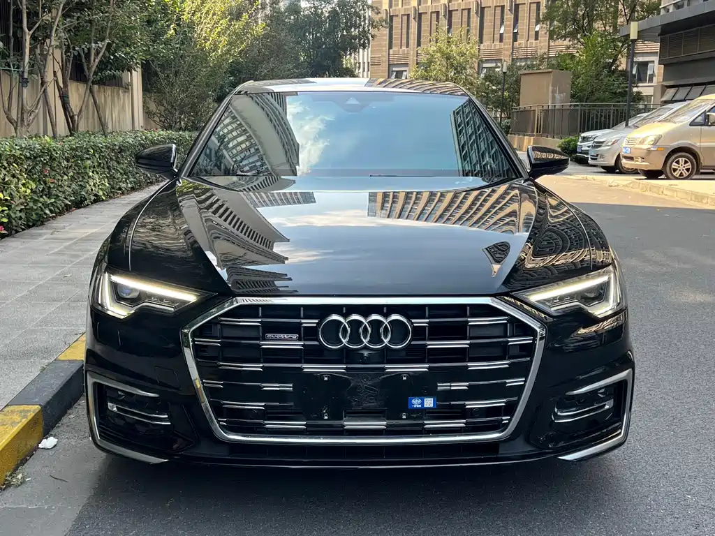 Audi A6L — фото 2