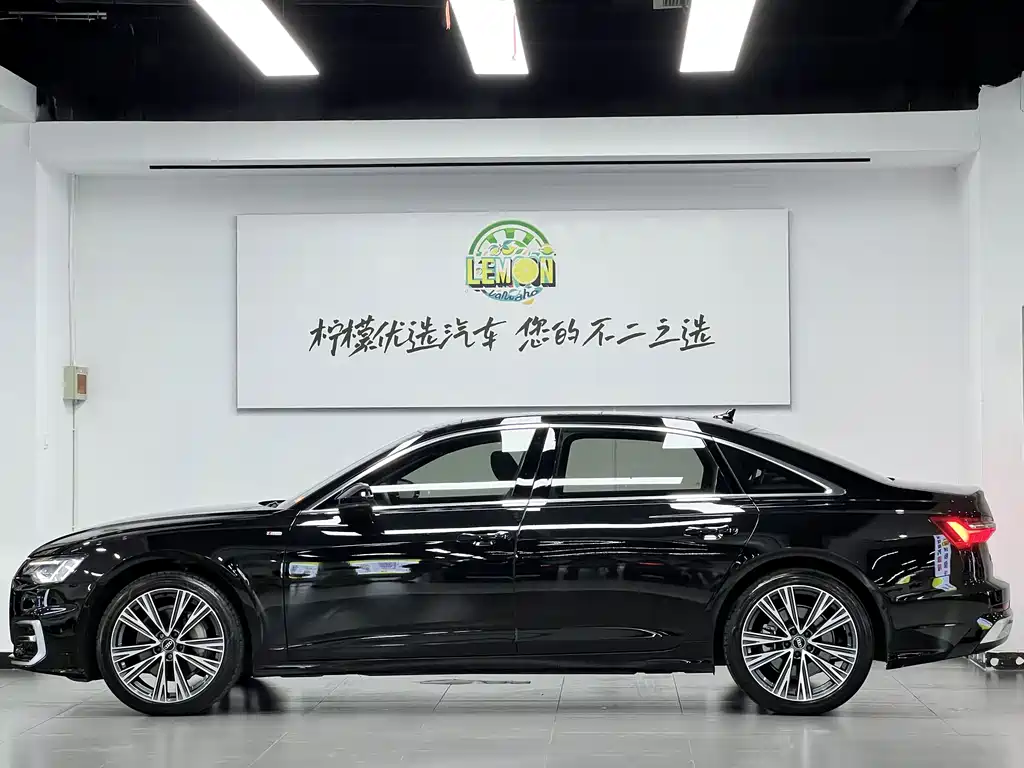 Audi A6L — фото 5